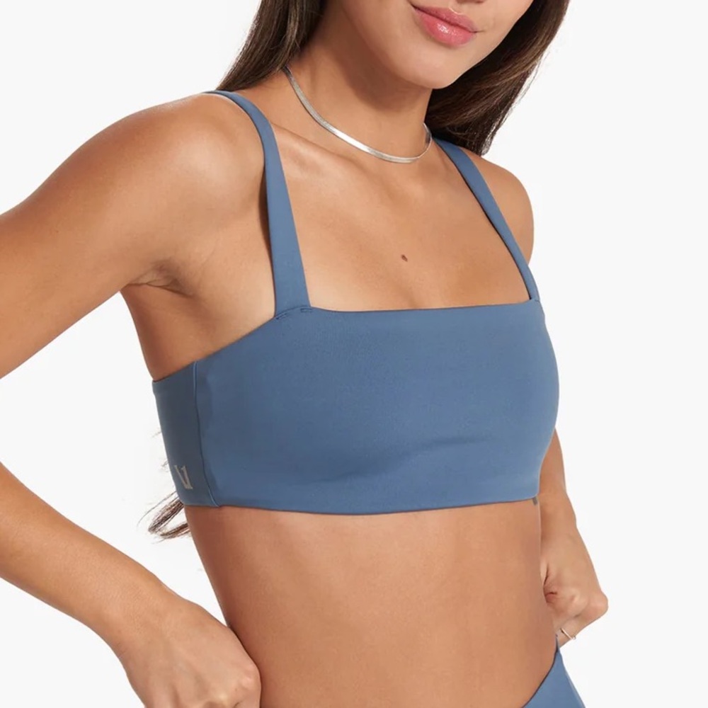 Vuori Women's Evolve Bra - Pool Blue